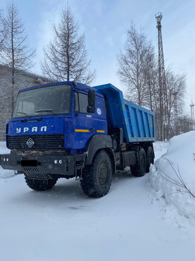 Урал 6370 самосвал