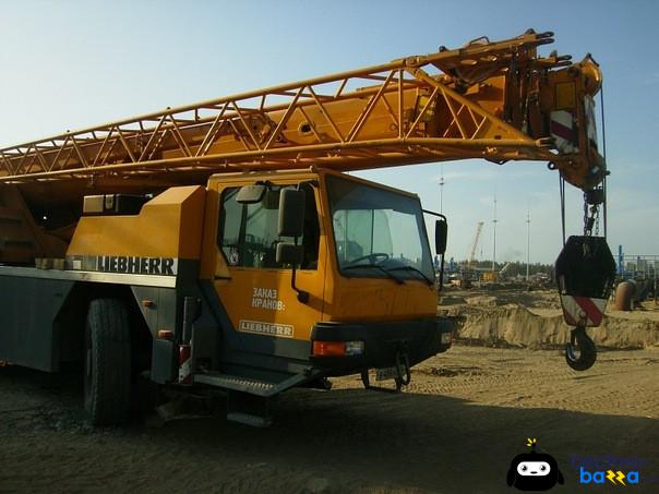 Год выпуска
1998
Производитель
Liebherr
Общие характеристики
Пробег
135 000 км
Шасси
Liebherr
Г/п
35 т
Длина стрелы
29 м

Двигатель и система пита