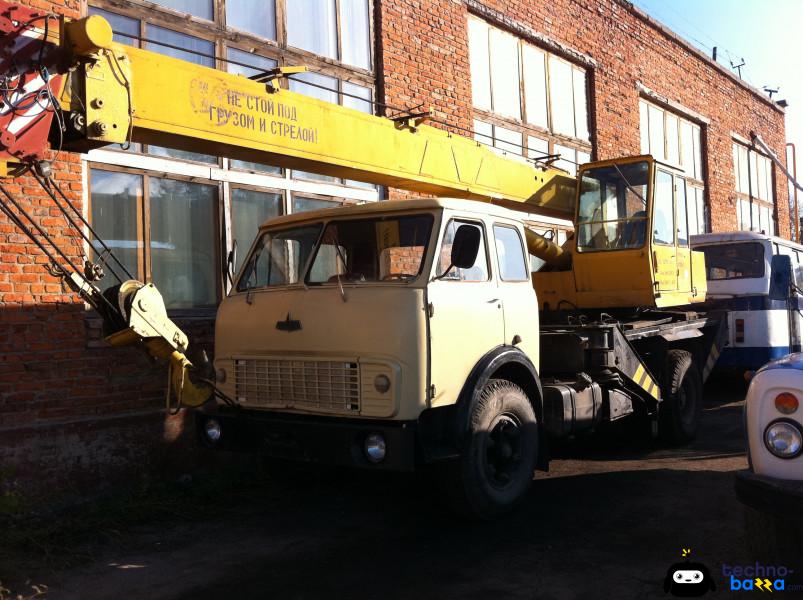 Автокран КС3577-4-1 Ивановец на базе МАЗ 5334 1991 г.в. Грузоподъёмность 14т. Вылет стрелы 14.5 м. Крановая установка в отличном тех.состоянии, мощная гидравлик